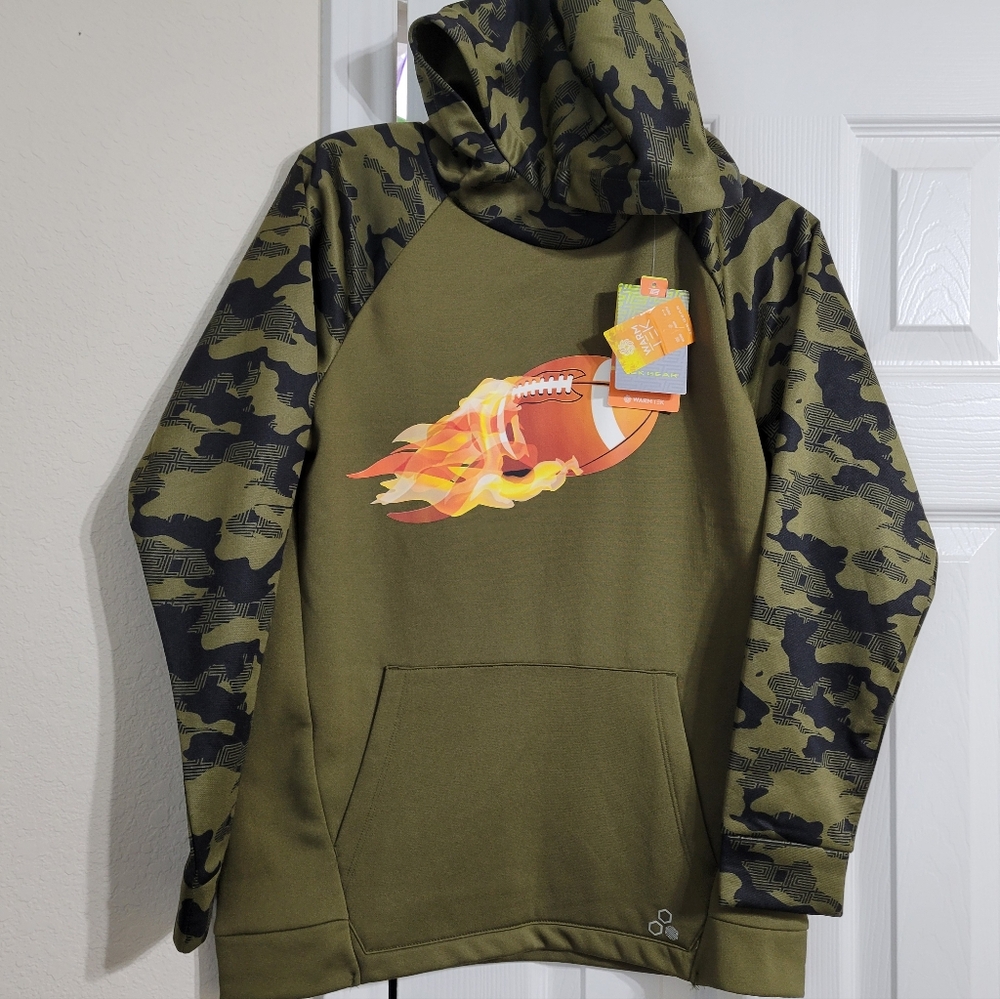 NWT•Tek Gear Warm Tek•Green Camouflage Football Pullover Hoodie•Boys XL w/pocket